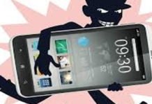 മോഷ്ടിക്കുന്നെങ്കില് ഇങ്ങനെ മോഷ്ടിക്കണം. കൊല്ലത്ത് യുവാവ് പോലീസ്സ്റ്റേഷനില് നിന്നും പോലീസുകാരന്റെ ഫോണ് മോഷ്ടിച്ചു