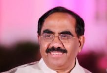 നാലാമത് കെ ഇ എ കമ്മ്യൂണിറ്റി അവാർഡ് യഹ്യ തളങ്കരയ്ക്ക്