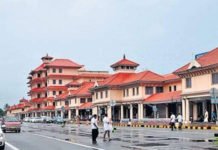 നെടുമ്പാശേരി വിമാനത്താവളത്തിൽ വന് സ്വർണ്ണ വേട്ട: കുവൈറ്റിൽ നിന്നെത്തിയ രണ്ട് പേർ അറസ്റ്റിൽ