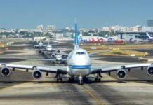 കുവൈത്ത് വിമാനത്താവളത്തിൽ യാത്രാവിമാനമെന്ന വ്യാജേന പ്രചരിക്കുന്നത് കാർഗോ വിമാനങ്ങളുടെ ദൃശ്യങ്ങൾ