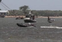 മത്സ്യബന്ധന വള്ളം മുങ്ങി; നാല് തൊഴിലാളികളെ രക്ഷപ്പെടുത്തി