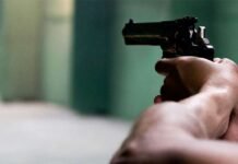 തോക്കുചൂണ്ടി പിതാവിനെ കൊല്ലുമെന്ന് ഭീഷണി; യുവാവ് അറസ്റ്റിൽ ഇൽ