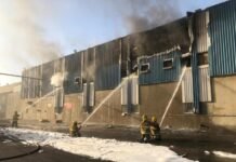 ഫാക്ടറിയില് വൻ അഗ്നിബാധ; 5 അഗ്നിശമന യൂണിറ്റുകൾ സംഭവസ്ഥലത്തെത്തി തീയണച്ചു