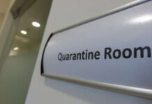 പ്രായമായവരെ ഹോട്ടൽ ക്വാറൻ്റെയിൻ നിന്ന് ഒഴിവാക്കുന്നത് സംബന്ധിച്ച് തീരുമാനമായില്ലെന്ന് DGCA