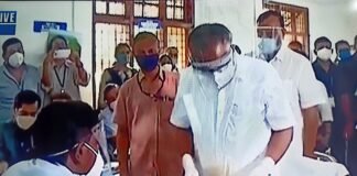 ധർമ്മടത്തെ സ്ഥാനാർത്ഥിയായി മുഖ്യമന്ത്രി പിണറായി വിജയൻ നാമനിർദേശപത്രിക സമർപ്പിച്ചു