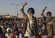 സിംഗുവിലെ കർഷക സമര സ്ഥലത്ത് യുവാവിനെ പൊലീസ് ബാരിക്കേഡിൽ കെട്ടിത്തൂക്കിയ നിലയിൽ കണ്ടെത്തി