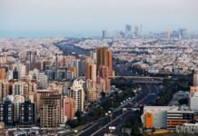 പാകിസ്താനിൽ നിന്ന് കൂടുതൽ ആരോഗ്യപ്രവർത്തകരെ എത്തിക്കാൻ കുവൈത്ത് ആലോചിക്കുന്നു