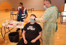 കുവൈത്തിൽ ഹൈസ്ക്കൂൾ സീനിയർ വിദ്യാർത്ഥികൾക്കുള്ള കോവിഡ് പരിശോധന ആരംഭിച്ചു, പരീക്ഷകളാരംഭിക്കുന്നതിന് മുന്നോടി ആയാണിണ്