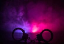 വേശ്യാവൃത്തിക്ക് പ്രേരിപ്പിച്ചു; പ്രായപൂർത്തിയാകാത്ത കുവൈത്ത് സ്വദേശിനിയുടെ പരാതിയിൽ അമ്മ അറസ്റ്റിൽ