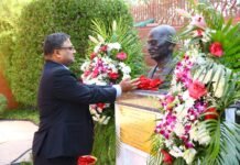 കുവൈത്തിലെ ഇന്ത്യൻ എംബസിയിൽ ഗാന്ധിജയന്തി ദിനാചരണം നടത്തി