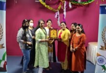 സുജാ ബിനോയിക്ക് യാത്ര അയപ്പ് നൽകി