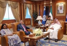 അംബാസഡർ സിബി ജോർജ്ജ് കുവൈത്ത് ആഭ്യന്തര മന്ത്രിയുമായി കൂടിക്കാഴ്ച നടത്തി