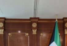 ഇന്ത്യൻ അംബാസിഡർ സിബി ജോർജ് കുവൈത്ത് വാണിജ്യ-വ്യവസായ മന്ത്രിയുമായി കൂടിക്കാഴ്ച നടത്തി