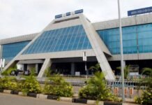 കരിപ്പൂരിൽ 1.15 കോടിയുടെ സ്വർണം പിടികൂടി