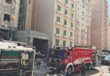 സാൽമിയയിൽ തീപിടിച്ച കെട്ടിടത്തിൽ നിന്ന് 11 പേരെ രക്ഷപ്പെടുത്തി