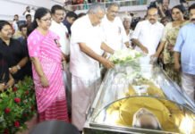 ഇന്നസെന്റിനെ അവസാനമായി ഒരുനോക്കു കാണാന് ആയിരങ്ങളെത്തി