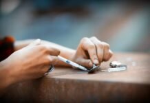 പ്രവാസികൾക്ക് ‘ഡ്രഗ് ടെസ്റ്റ്’ നടത്തുന്നത് അഭ്യന്തര മന്ത്രാലയം പരിഗണിക്കുന്നു