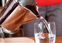 റസ്റ്റോറന്റുകൾ ഫിൽട്ടർ ചെയ്ത കുടിവെള്ളം ഉപഭോക്താക്കൾക്ക് സൗജന്യമായി നൽകണമെന്ന് വാണിജ്യ മന്ത്രി