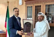 അംബാസഡർ ഡോ ആദർശ് സ്വൈക കുവൈത്ത് എണ്ണ, നിക്ഷേപ മന്ത്രിയുമായി കൂടിക്കാഴ്ച നടത്തി