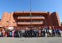 കേന്ദ്ര മന്ത്രി ഹർദീപ് സിംഗ് പുരി ഇന്ത്യൻ എംബസിയിൽ നടന്ന ചടങ്ങിൽ അമീറിന് ആദരം അർപ്പിച്ചു