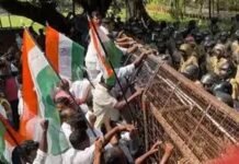 സംസ്ഥാന വ്യാപക കോൺഗ്രസ് പ്രതിഷേധം സംഘർഷത്തിൽ; കൊച്ചിയിൽ 3 തവണ ജലപീരങ്കി പ്രയോഗിച്ചു