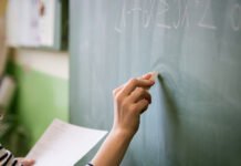 കുവൈറ്റില് അധ്യാപകക്ഷാമം രൂക്ഷം; വിരമിച്ച അധ്യാപകരെ വീണ്ടും നിയമിക്കുമെന്ന് സൂചന