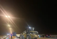 അൽ-വഫ്ര, ഉമ്മു സഫാഖ് റോഡുകൾ വൃത്തിയാക്കി