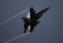 കുവൈത്തിൻ്റെ എഫ്-18 യുദ്ധവിമാനം തകർന്ന് പൈലറ്റ് മരിച്ചു