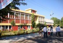 മെഡിക്കൽ കോളേജിൽ വൻ തീപിടിത്തം;10 നവജാത ശിശുക്കൾ മരിച്ചു