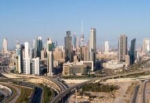 തൊഴിലാളികൾക്ക് കൃത്യമായി ശമ്പളം കൊടുത്തില്ലേൽ പണി കിട്ടും