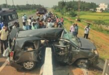 തമിഴ്നാട്ടിൽ അപകടം: 2 മലയാളി സ്ത്രീകൾ മരിച്ചു, 10 പേർക്ക് പരിക്ക്