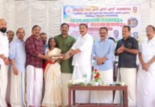 എന്.എന്.എസ്.കുവൈറ്റ് ‘സ്നേഹ വീട്’ പദ്ധതിയുടെ ഭാഗമായി നിർമ്മിച്ച വീടുകളുടെ താക്കോല്ദാനം നടത്തി