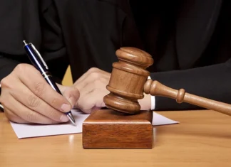 സർക്കാർ മരുന്ന് മറിച്ചുവിറ്റു; പ്രവാസി ഫാർമസിസ്റ്റിന് കുവൈറ്റിൽ 7 വർഷം കഠിനതടവും വൻ പിഴയും