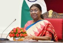 ചരിത്രം സൃഷ്ടിച്ച് രാഷ്ട്രപതി ശബരിമലയിൽ; ദർശനത്തിനെത്തുന്ന ആദ്യ രാഷ്ട്രപതി