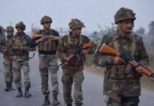 കേരളം സംഘർഷ മേഖലയിൽ കുടുങ്ങിയവർക്കായി കൺട്രോൾ റൂം തുറന്നു; സഹായത്തിനായി ബന്ധപ്പെടാം.