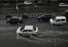 ഉത്തരേന്ത്യയിൽ കനത്ത മഴയും കൊടുങ്കാറ്റും; വൻനാശനഷ്ടം