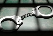 ഹണിട്രാപ്പ്: യുവാവിന്റെ ആഡംബര കാറും പണവും സ്വർണാഭരണങ്ങളും തട്ടിയെടുത്ത കേസിൽ മൂന്ന് പേർ അറസ്റ്റിൽ