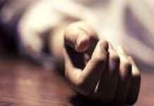 തോട്ടിൽ മീൻ പിടിക്കവേ ഇലക്ട്രിക് പോസ്റ്റ് മറിഞ്ഞു വീണു സഹോദരങ്ങൾ ഷോക്കടിച്ച് മരിച്ചു