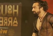 ഒടിടി ആപ്പിൽ അസഭ്യ ഷോ;ആപ്പ് നിരോധിക്കണമെന്ന് ആവശ്യം