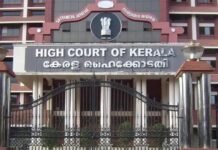 ക്ഷേത്രങ്ങളിൽ രാഷ്ട്രീയ പ്രചാരണം നിരോധിക്കണം; ഹൈക്കോടതി സർക്കാരിനും ദേവസ്വം ബോർഡുകൾക്കും നോട്ടീസ്