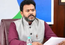 വിമാന ദുരന്തത്തിൽ ഞെട്ടലും ദുഃഖവും രേഖപ്പെടുത്തി വ്യോമയാന മന്ത്രി