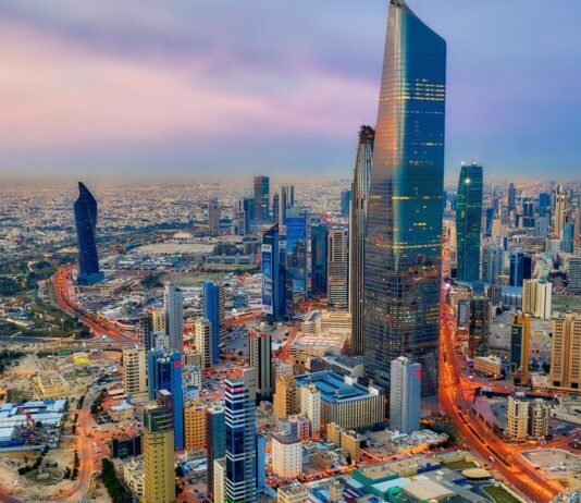 കുവൈത്ത് വിദേശകാര്യ മന്ത്രാലയം 25 പേരെ ദേശീയ ഭീകരവാദ പട്ടികയിൽ ഉൾപ്പെടുത്തി