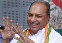 ‘ഏകപക്ഷീയമായ ആക്രമണം നേരിട്ടു, പ്രതികരിക്കണമെന്ന് തോന്നി’; മുഖ്യമന്ത്രിയുടെ വിമർശനങ്ങൾക്ക് മറുപടിയുമായി എ.കെ ആന്റണി