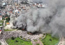 പ്രധാനമന്ത്രി രാജിവെച്ചിട്ടും നേപ്പാളിൽ പ്രക്ഷോഭം അവസാനിക്കുന്നില്ല: പാർലമെന്റ് മന്ദിരത്തിന് തീയിട്ടു