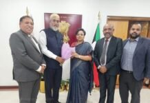 കുവൈറ്റിലെ പുതിയ ഇന്ത്യൻ അംബാസഡർ പരമിത ത്രിപാഠിയെ ഐബിപിസി കുവൈറ്റിന്റെ എക്സിക്യൂട്ടീവ് കമ്മിറ്റി സ്വാഗതം ചെയ്തു