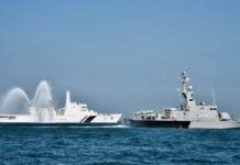 കുവൈറ്റ് നാവികസേനയുടെ പട്രോൾ ബോട്ട് ഗാരോയും ഇന്ത്യൻ കപ്പലും സംയുക്ത അഭ്യാസം നടത്തി