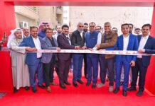 കുവൈത്തിൽ ഗ്രാൻഡ് ഹൈപ്പറിന് രണ്ട് പുതിയ സ്റ്റോറുകൾ കൂടി; ഗംഭീരമാക്കി ഉദ്ഘാടന ചടങ്ങുകൾ