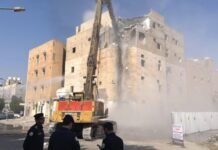 മലയാളികൾ തിങ്ങിപ്പാർക്കുന്ന ജലീബ് അൽ-ഷൂയൂഖിൽ 10 കെട്ടിടങ്ങൾ കൂടി പൊളിച്ചു മാറ്റും