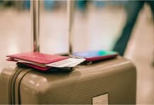 കുവൈത്തിലെ നുവൈസീബ് അതിർത്തി വഴി വ്യാജ ഗൾഫ് പാസ്പോർട്ട് ഉപയോഗിച്ച് അതിർത്തി കടക്കുന്നതിനിടെ ഒരു കുടുംബത്തിലെ 7 പേർ പിടിയിൽ