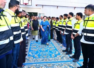 ജന സഹസ്രങ്ങൾ ഒഴുകിയെത്തി; കുവൈത്ത് കെഎംസിസി മെഗാ ഇഫ്താർ ജനസാഗരമായി